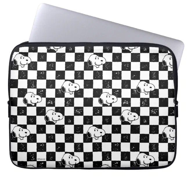 Peanuts | Snoopy Checkered Flag Laptop Sleeve | Zazzle