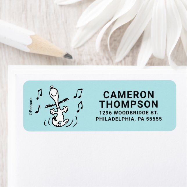 Peanuts | Snoopy Dancing Label (Insitu)
