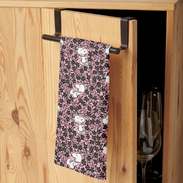 Peanuts | Snoopy Flower Vine Pattern Kitchen Towel (Thirds Fold)