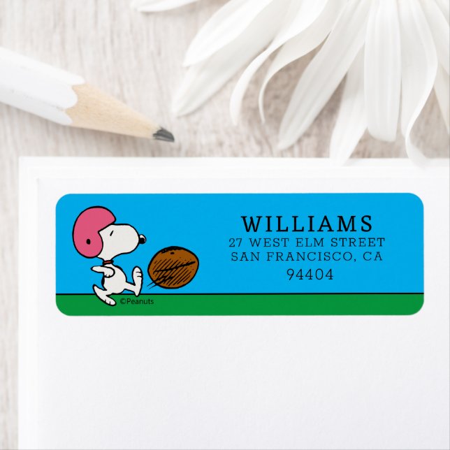 Peanuts | Snoopy Football Kicker Label (Insitu)