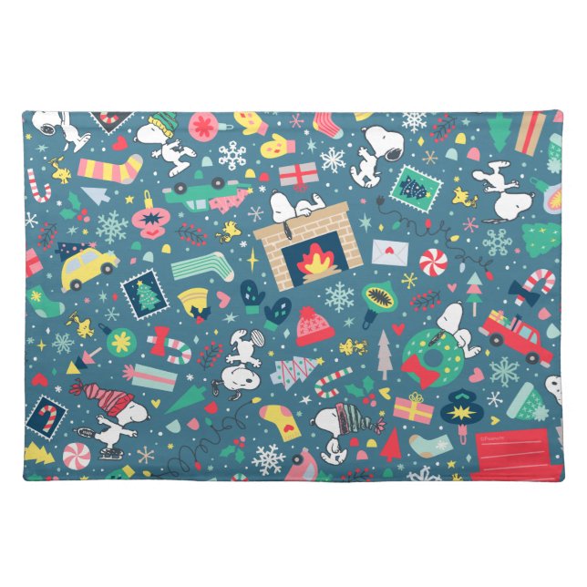 Peanuts | Snoopy Holiday Pattern Cloth Placemat (Front)