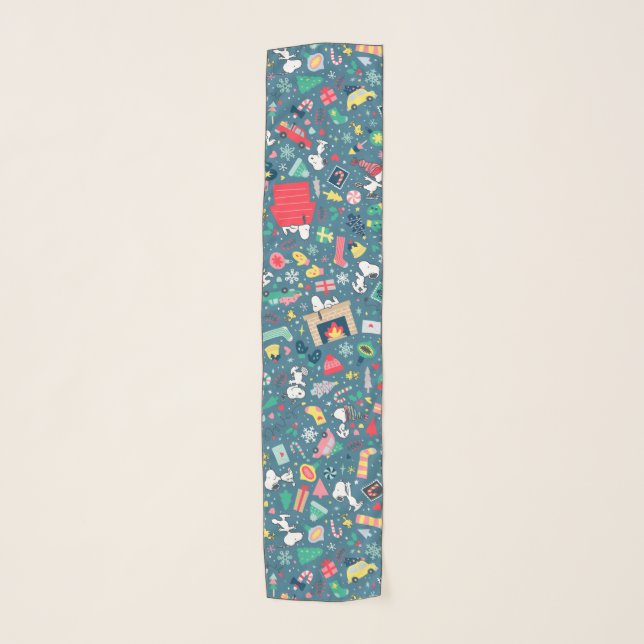 Peanuts | Snoopy Holiday Pattern Scarf (Front)
