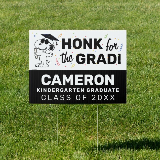 Peanuts - Snoopy | Honk for the Grad Sign (Insitu)