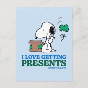 Peanuts   Snoopy I Love Getting Presents Postcard