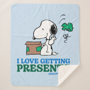 Peanuts Snoopy I Love Getting Presents Sherpa Blanket