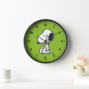 Peanuts Snoopy Looking Down Clock