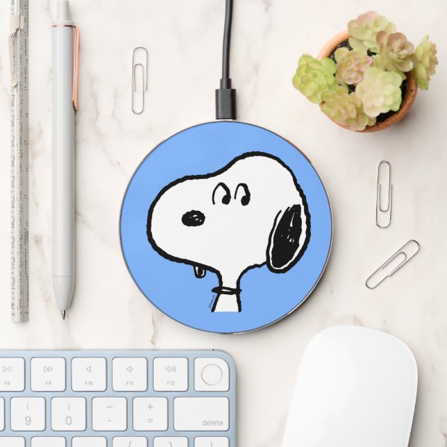 Peanuts | Snoopy Looks Wireless Charger (Desk)