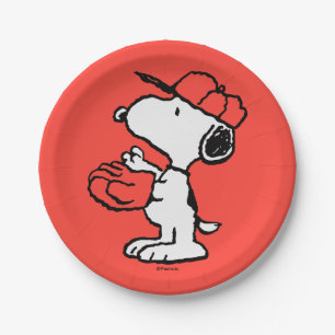 Peanuts   Snoopy Making the Catch Paper Plates