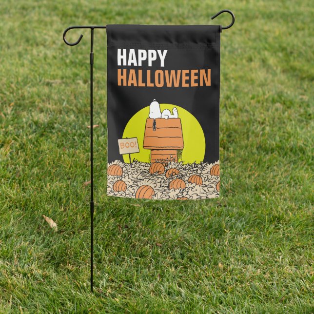 Peanuts | Snoopy Napping in the Pumpkin Patch Garden Flag (In SItu)