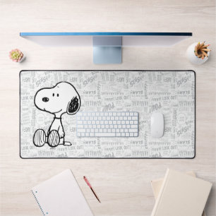 PEANUTS   Snoopy on Black White Comics Desk Mat