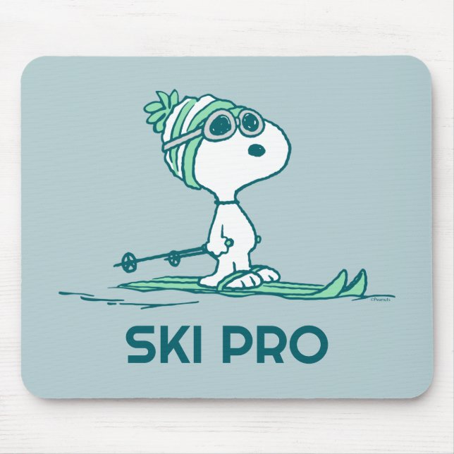 Peanuts | Snoopy on Skis Mouse Pad (Front)