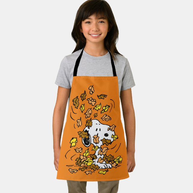 Peanuts | Snoopy Pile of Leaves Apron (Insitu)
