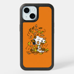 Peanuts   Snoopy Pile of Leaves iPhone 15 Case