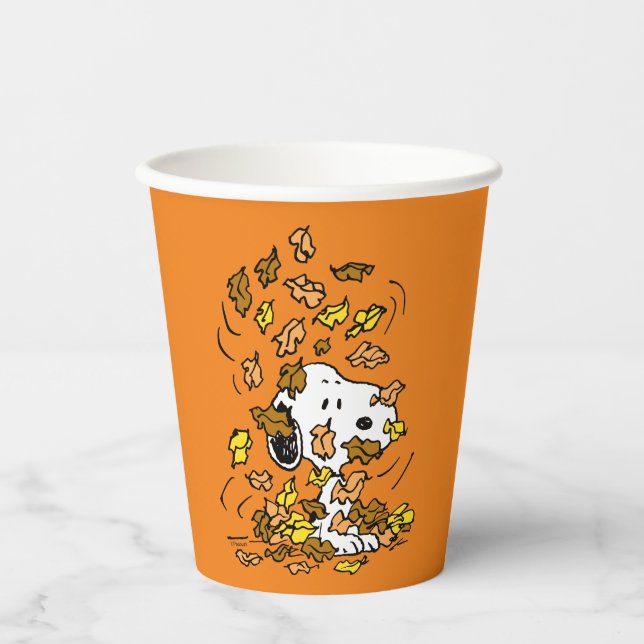 Peanuts | Snoopy Pile of Leaves Paper Cups (Front)