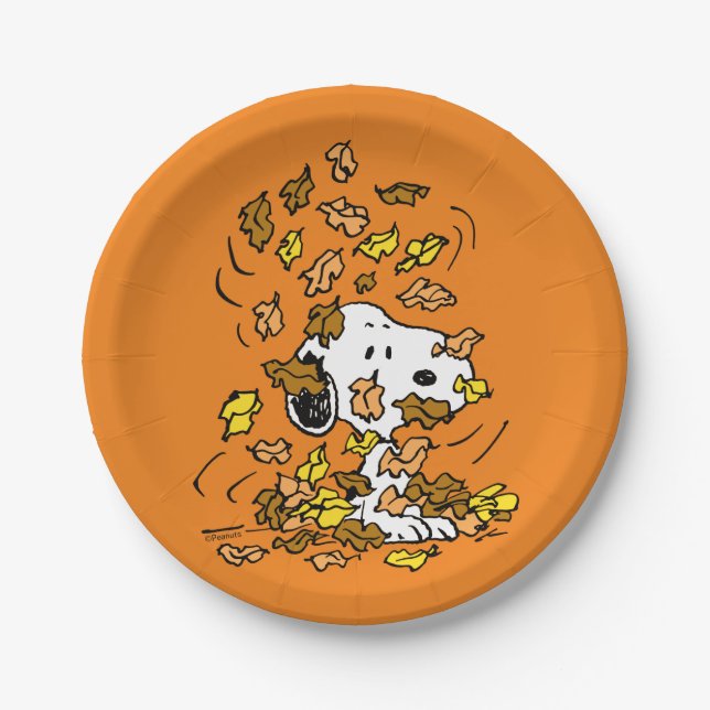 Peanuts | Snoopy Pile of Leaves Paper Plates (Front)