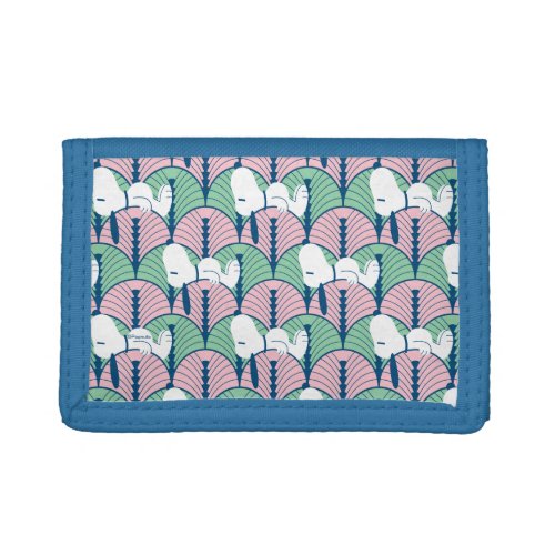 Peanuts  Snoopy Pink Deco Dreams Pattern Trifold Wallet