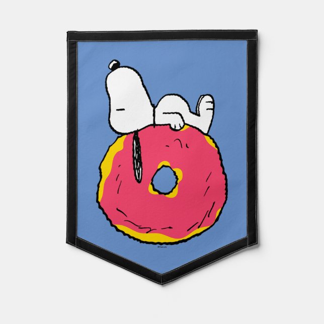 Peanuts | Snoopy Pink Donut Pennant (Front)