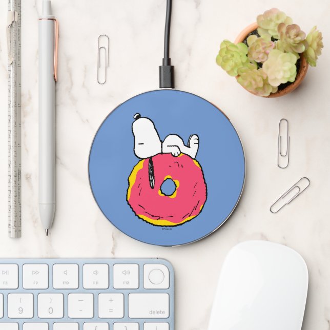 Peanuts | Snoopy Pink Donut Wireless Charger (Desk)