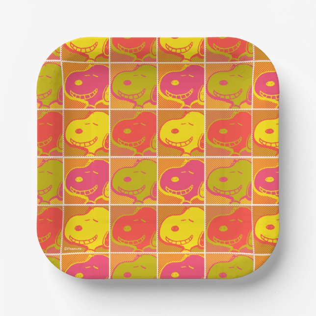Peanuts | Snoopy Pop Art Pattern Paper Plates (Front)