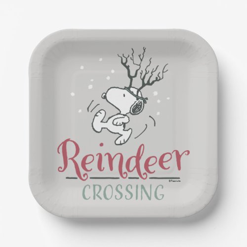 Peanuts  Snoopy Reindeer Crossing Paper Plates