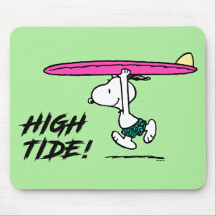 Peanuts   Snoopy Running to the Surf Mouse Pad