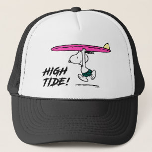 Peanuts Snoopy Running to the Surf Trucker Hat