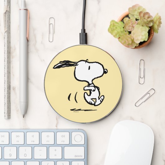 Peanuts | Snoopy Running Wireless Charger (Desk)