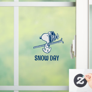 Peanuts   Snoopy Ski Trip Window Cling