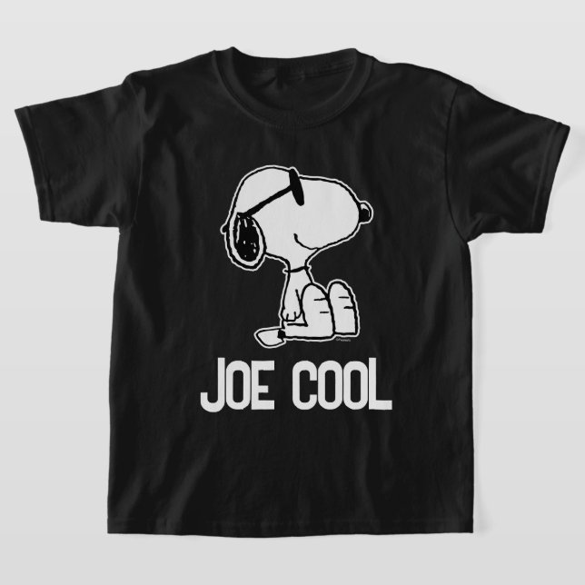 Peanuts | Snoopy Sunglasses Smile T-Shirt (Laydown)