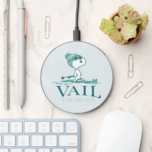 Peanuts | Snoopy Vail Colorado Wireless Charger (Desk)