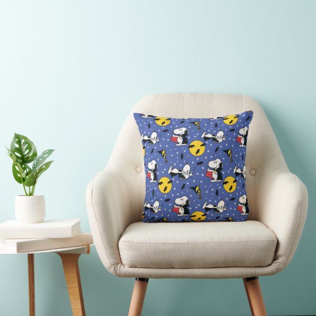 Peanuts | Snoopy Vampire Pattern Throw Pillow (Chair)
