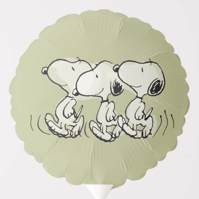 Peanuts | Snoopy Walking Tall Balloon (Front)