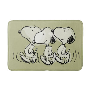 Peanuts   Snoopy Walking Tall Bath Mat