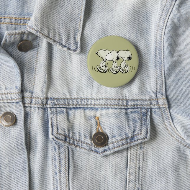Peanuts | Snoopy Walking Tall Button (In Situ)