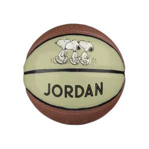 Peanuts | Snoopy Walking Tall Mini Basketball