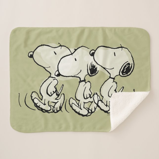 Peanuts | Snoopy Walking Tall Sherpa Blanket (Front (Horizontal))