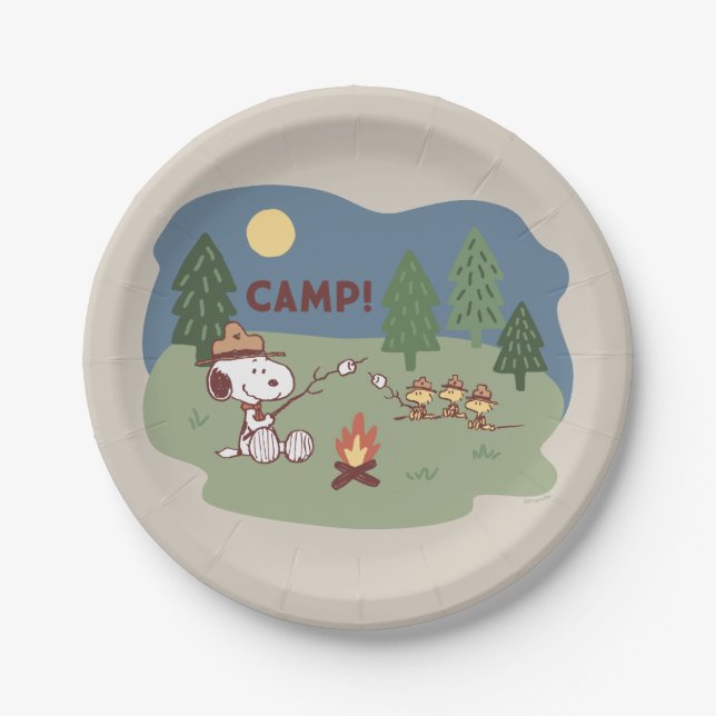 Peanuts | Snoopy & Woodstock at the Campfire Paper Plates (Front)