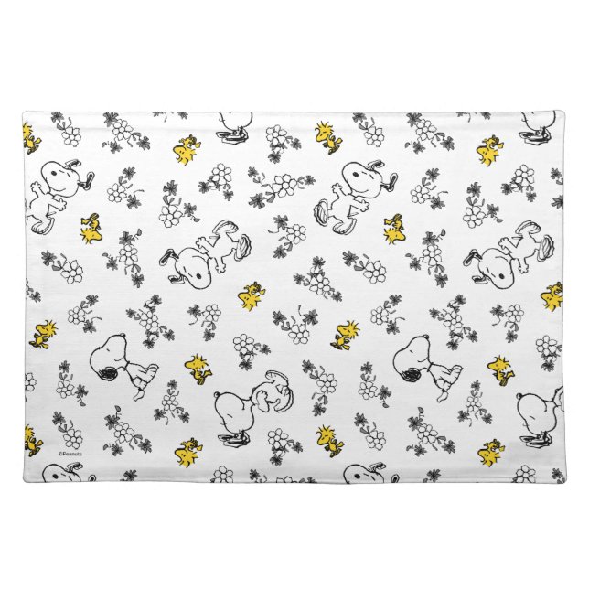 Peanuts | Snoopy & Woodstock B&W Flower Pattern Cloth Placemat (Front)