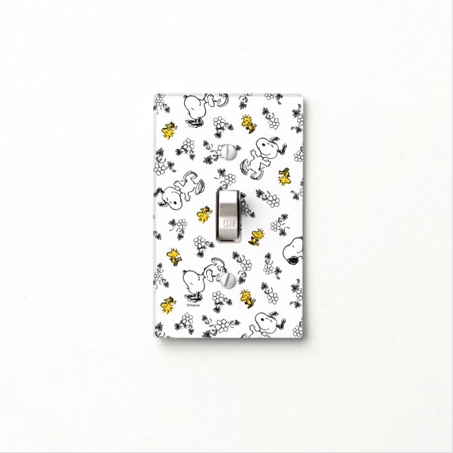 Peanuts | Snoopy & Woodstock B&W Flower Pattern Light Switch Cover (In Situ)