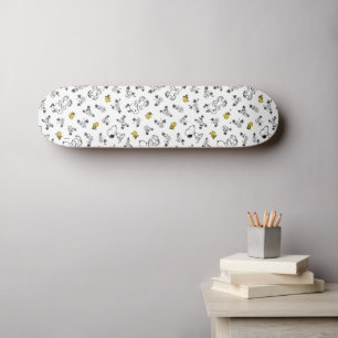 Peanuts Snoopy & Woodstock B&W Flower Pattern Skateboard