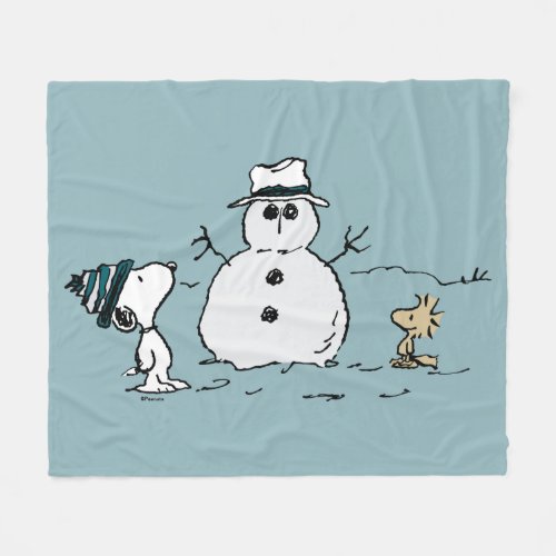 Peanuts  Snoopy  Woodstock Build A Snowman Fleece Blanket