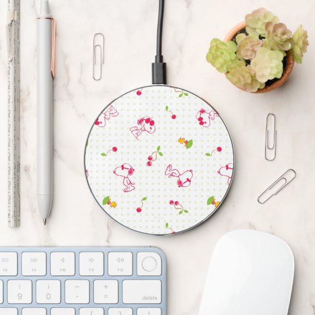 Peanuts | Snoopy & Woodstock Cherry Pattern Wireless Charger (Desk)