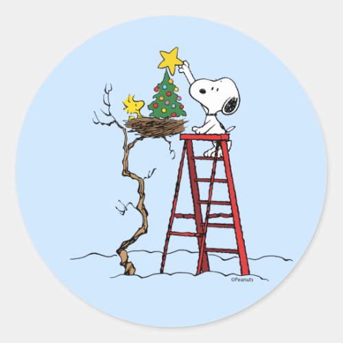 Peanuts  Snoopy  Woodstock Christmas Tree Classic Round Sticker