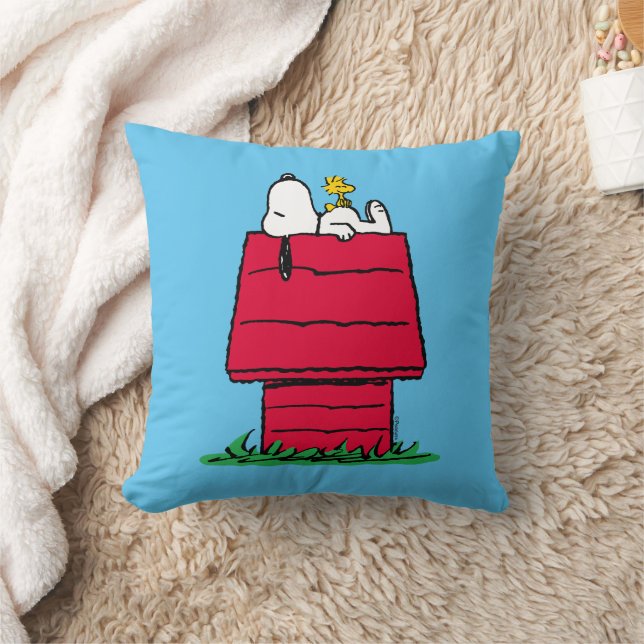 Peanuts | Snoopy & Woodstock Doghouse Throw Pillow (Blanket)