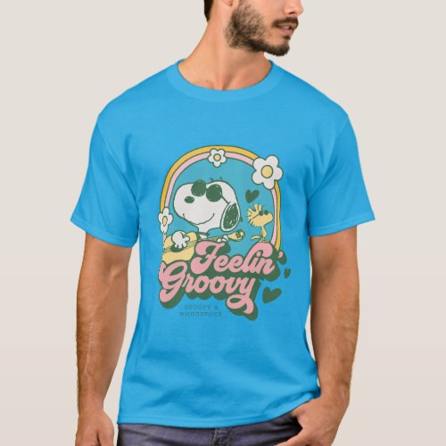 Peanuts  Snoopy  Woodstock Feelin Groovy T_Shirt