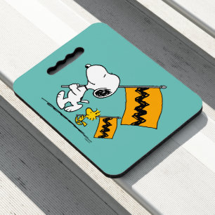 Peanuts Snoopy & Woodstock Flags Seat Cushion