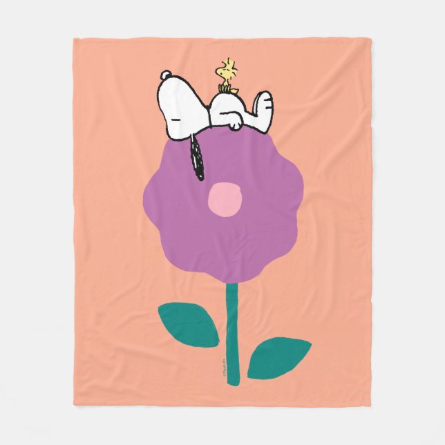 Peanuts | Snoopy & Woodstock Flower Whistle Fleece Blanket (Front)