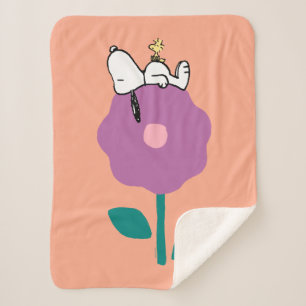 Peanuts Snoopy & Woodstock Flower Whistle Sherpa Blanket