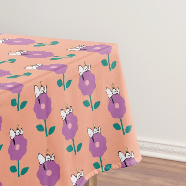 Peanuts | Snoopy & Woodstock Flower Whistle Tablecloth (In Situ)