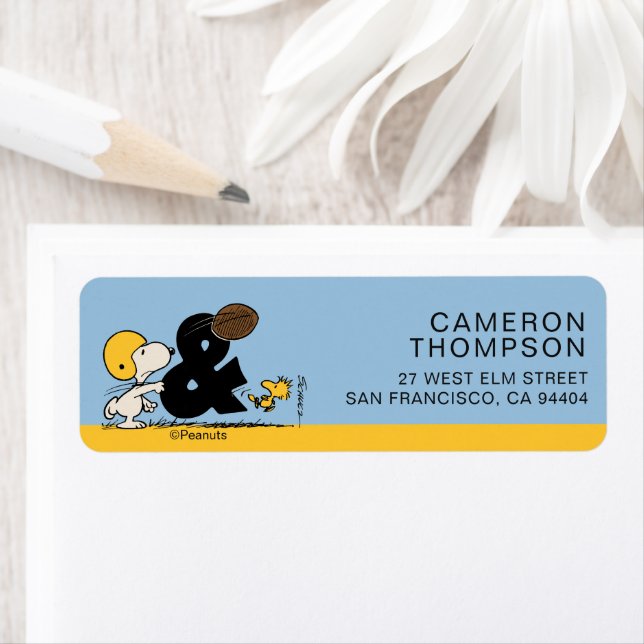 Peanuts | Snoopy & Woodstock Football Label (Insitu)